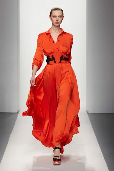 Look 40